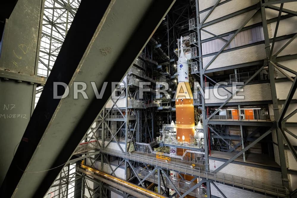 La nouvelle fusée lunaire de la NASA se dirige vers le pas de tir pour un lancement d'astronautes prévu dès février