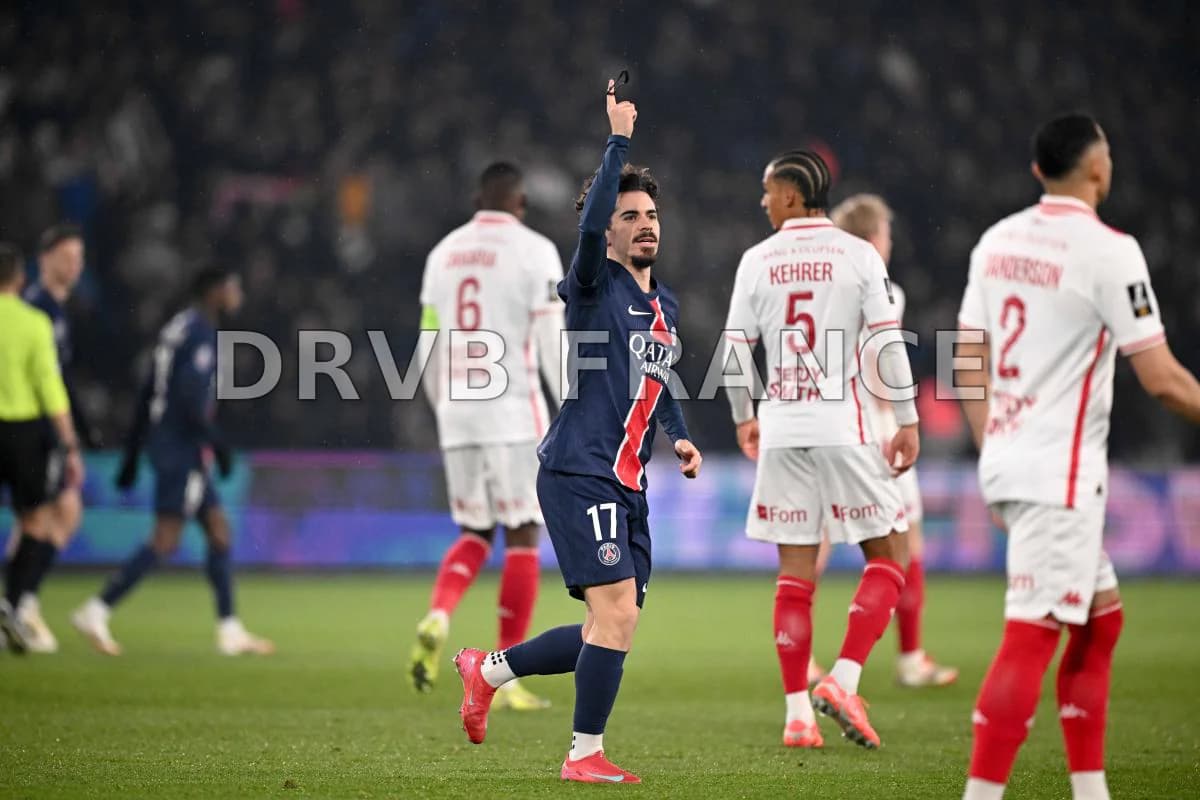DIRECT. PSG-Newcastle: Paris ouvre le score par Vitinha malgré le penalty manqué par Dembélé ! - RMC Sport
