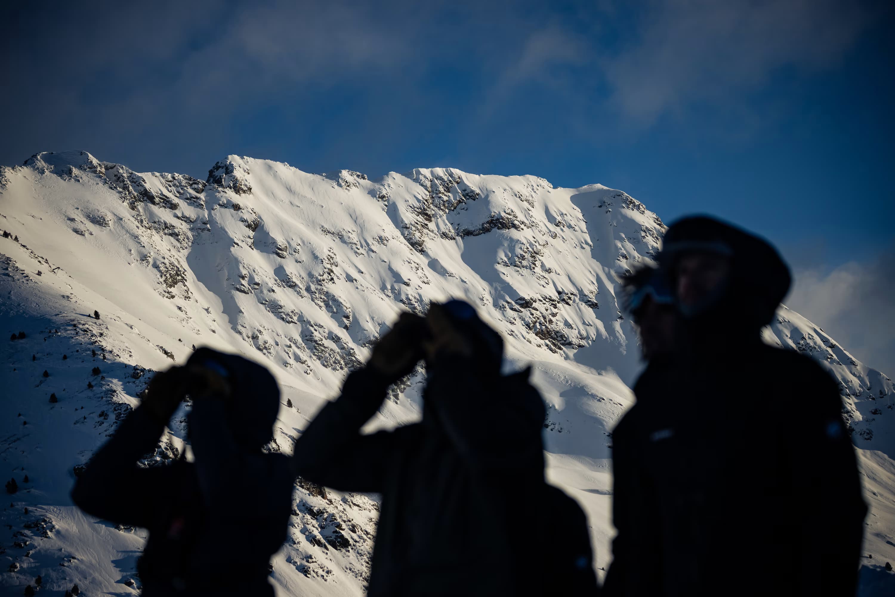 Freeride World Tour Junior : Une Compétition Internationale Dominée par les Espagnols et Deux Podiums Locaux