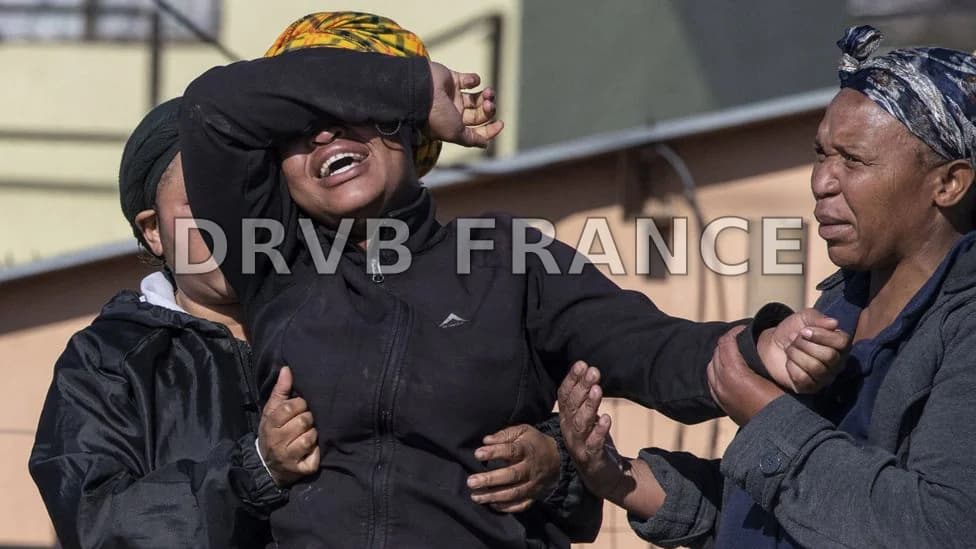 AKA shot dead: Top South African rapper killed with friend - BBC News