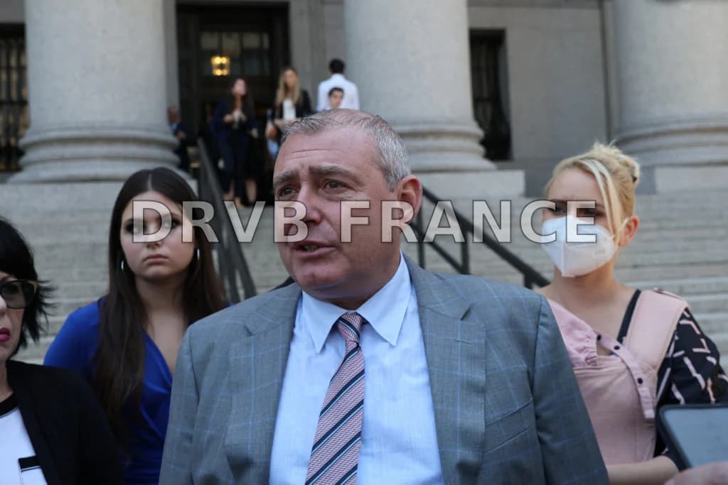 Lev Parnas, ancien membre du cercle de Trump, se lance dans la course au Congrès en tant que démocrate en Floride