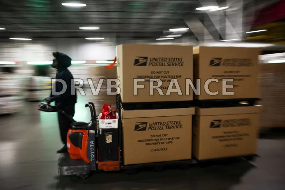 Le Service Postal Américain avertit le Congrès : des réformes urgentes nécessaires pour éviter la faillite