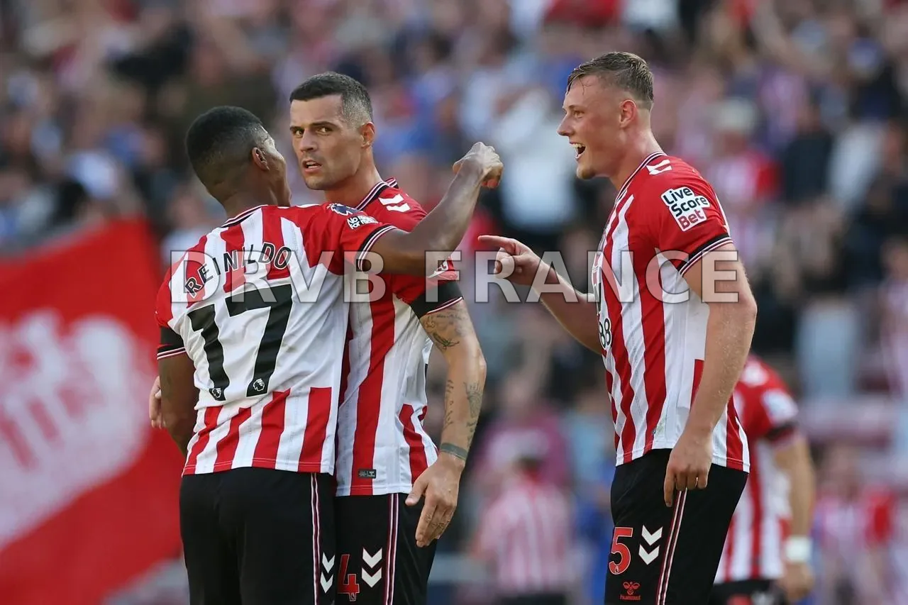 Premier League. Première réussie en championnat pour Régis Le Bris avec ...